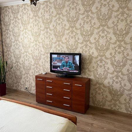 Apartments Kharkivs'Ke Highway Kiew Exterior foto